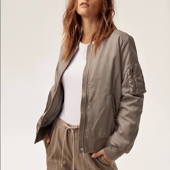 Aritzia Babaton Gilman Bomber Jacket - Picture 4 of 9